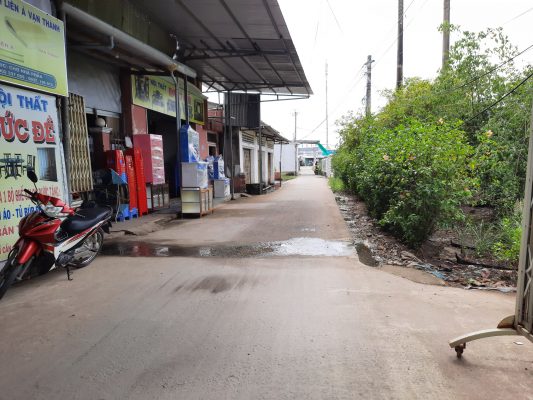 BÁN ĐẤT GẦN CHỢ NHÀ PHẤN XÃ THẠNH PHÚ