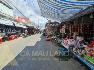 Bán nhà ngay chợ phường 8 Cà Mau đường Trần Văn Ơn giá rẻ thổ cư trả góp quách văn phẩm