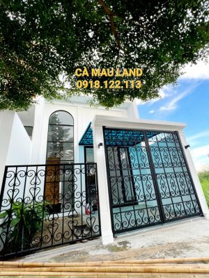 Bán nhà mới đường D7 Bạch Đằng Cà Mau nam bắc