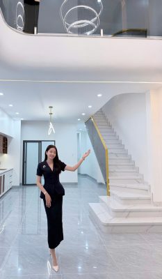 PHẠM BẢO TRÂN LÀ AI
